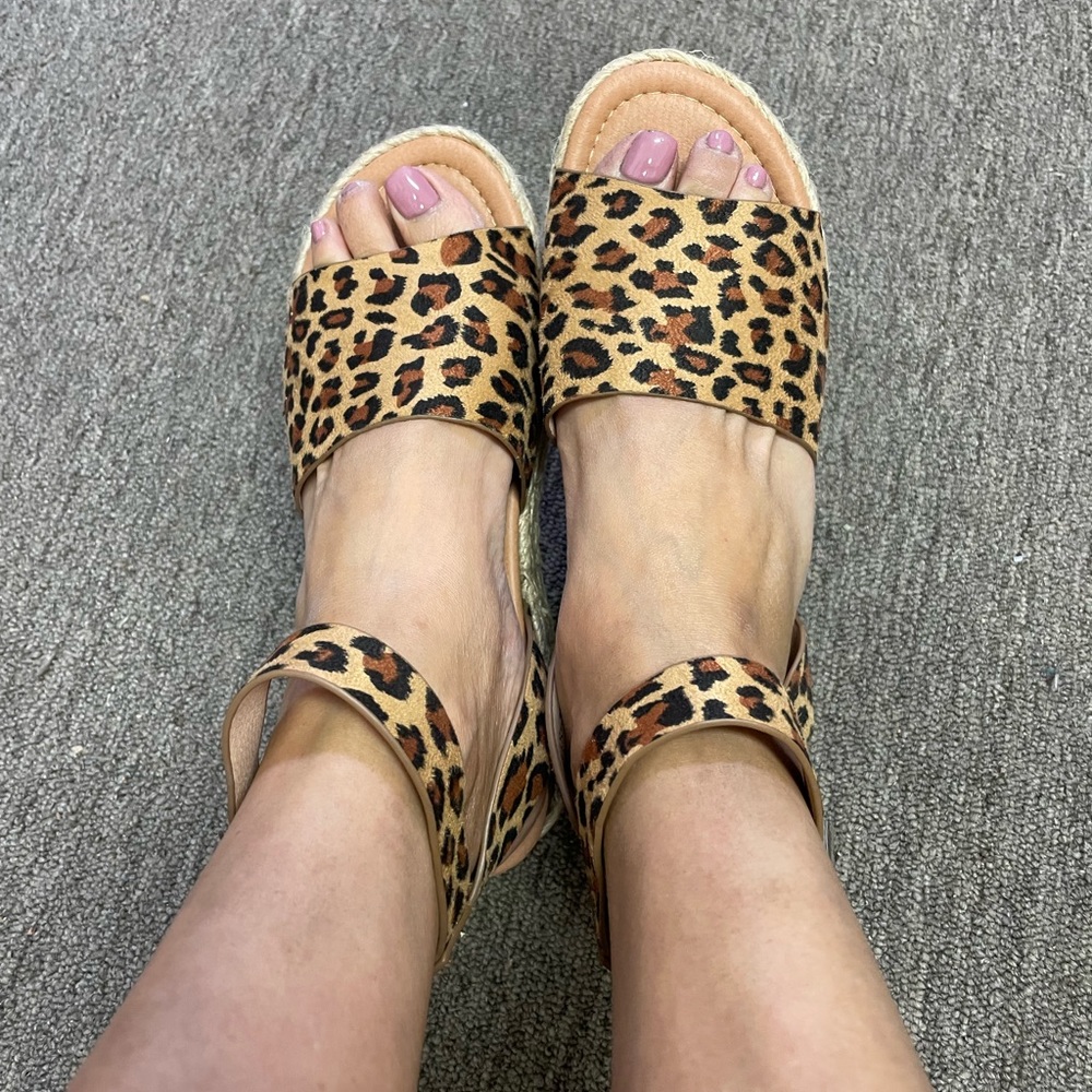 Leopard print Buckle Strap Espadrille sandals - Picture 7 of 11